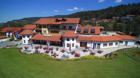 Wellness- Und Wohlfühlhotel Waldeck