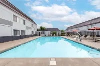 Best Western Plus Bridgeport Inn Hotel di Bridgeport
