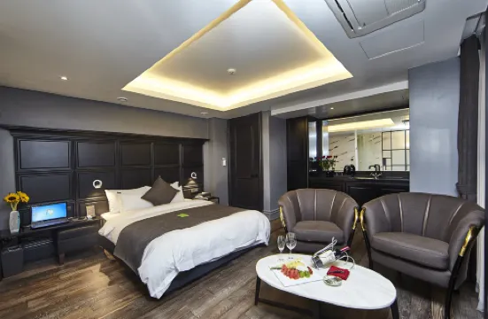 โรงแรมโซลฮาดะ