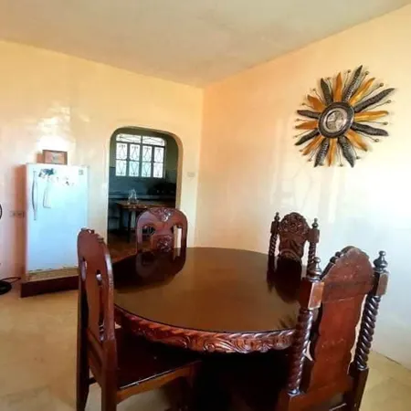 Albert's Transient House