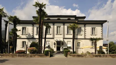 Villa Garni Gardenia فنادق في Agra