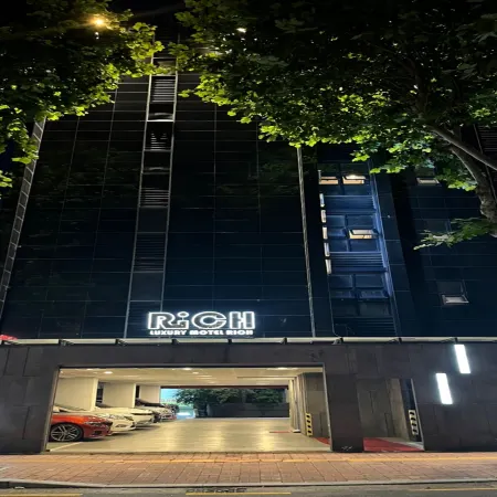 Richi Hotel