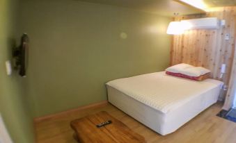 Gyeongju Napoli Pension (Eupcheonri)