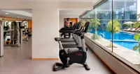 Radisson Blu Plaza Hotel Hyderabad Banjara Hills - Gym