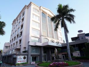 Hotel Swarn Towers