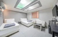 Miryang Cannes Hotels in Miryang-Si