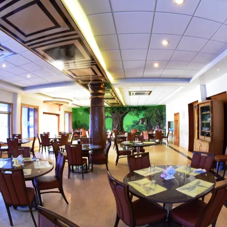 Hotel Sharada International