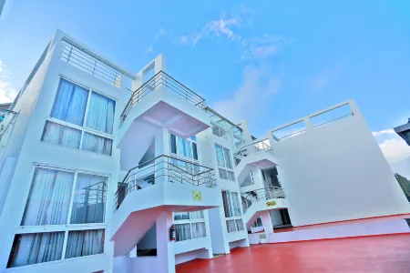 Grand Signature Hotel & Spa