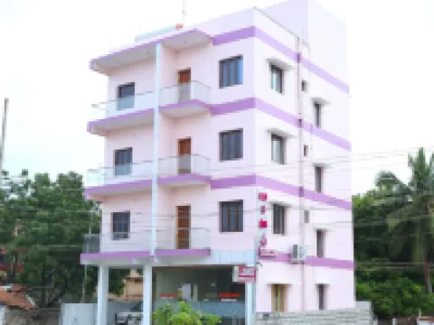 Vairavel Residency Hotels near Thiruchendur Murugan Temple