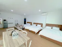 CN Homestay B1 Floor 2 at Nagoya Hill Mall - 2 ดาว