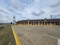 Cotulla Executive Inn