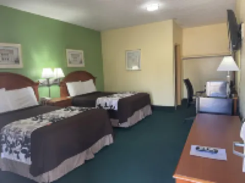 Relax Inn Dilley Hotels in Dilley