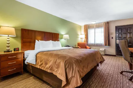 Quality Inn Forsyth Near GA Public Safety Training Center Отели в г. Форсайт