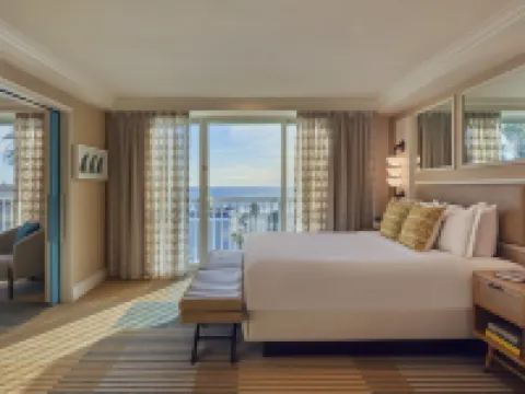 聖莫妮卡總督飯店 Mt. Olive Lutheran Church附近的飯店