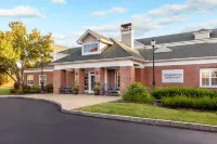 Homewood Suites by Hilton Manchester/Airport فنادق في Bedford