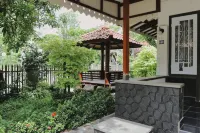 Hotel Kombokarno Malioboro Hotels in Dagen Street