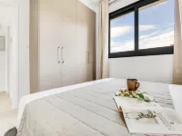 Sanders Triple - Lovely 1-Bdr. Apt. with Balcony فنادق في 