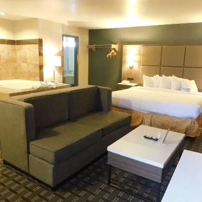Days Inn & Suites by Wyndham Downtown Gatlinburg Parkway Hotels near Ober Mountain Snow Tubing