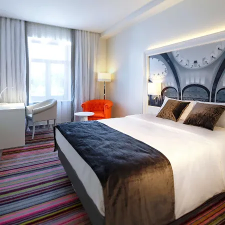 Mercure Moscow Baumanskaya (Меркюр Бауманская) Отели рядом с достопримечательностью ««Островок»»
