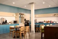 Country Inn & Suites by Radisson, Metairie (New Orleans), La - Desayuno