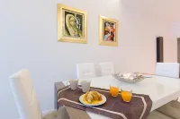 Zanardelli 1 Apartment by Wonderful Italy Hotels in Salò