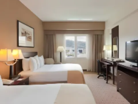 Holiday Inn 聖薩爾瓦多 安蒂果庫斯卡特蘭住宿飯店