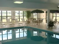MUNCIE PLACE HOTEL & SUITES by IHG - Pools