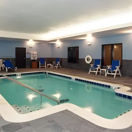 Holiday Inn Express & Suites ELKTON - UNIVERSITY AREA by IHG
