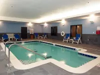 Holiday Inn Express & Suites ELKTON - UNIVERSITY AREA by IHG - Pools