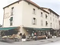 Hôtel de La Cloche Hotels in Dole