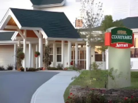 Courtyard Middlebury Hotels in Addison County