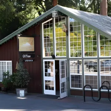 Shasta Inn
