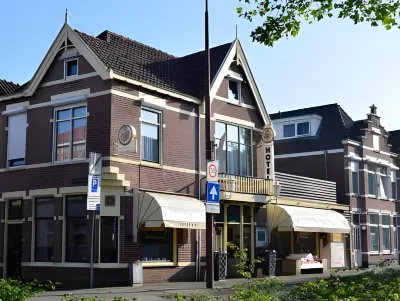 Hotel Stad en Land Hotels near Dutch Cheese Museum