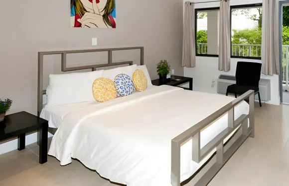 夏利馬爾汽車旅館