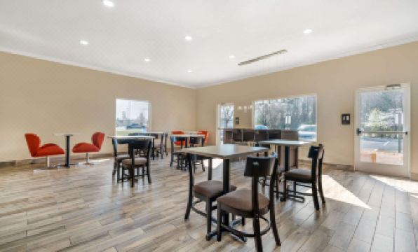 Sleep Inn & Suites Newport News City Center Area