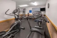 Days Inn by Wyndham Great Falls - Gym