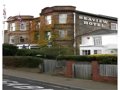 The Seaview Hotel and Restaurant Отели в г. 