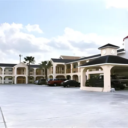 Summit Inn - Houston Medical Center - NRG Park Отели рядом с достопримечательностью «Остановка скоростного трамвая Museum District»