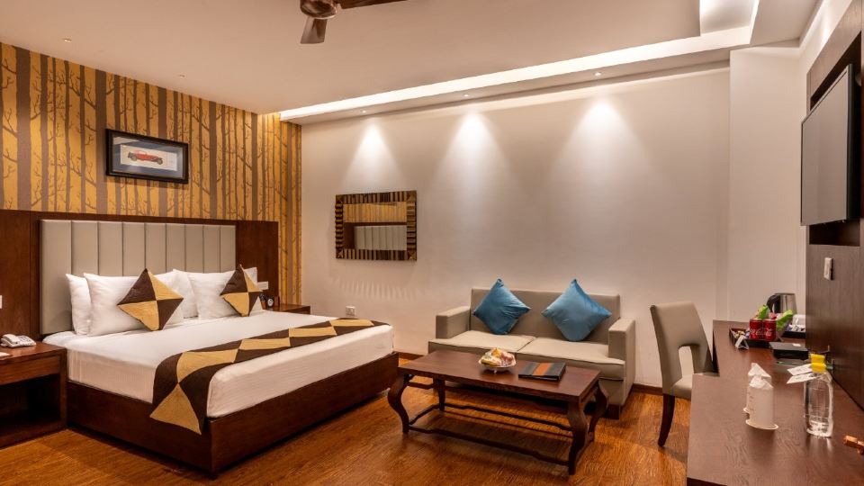 Prem Plaza Hotel