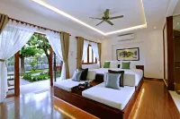 Azumi Hotels in Hoi An