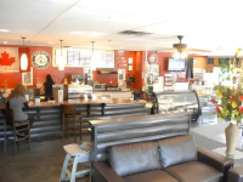 Hotel Deoro Hotels in Squamish-Lillooet