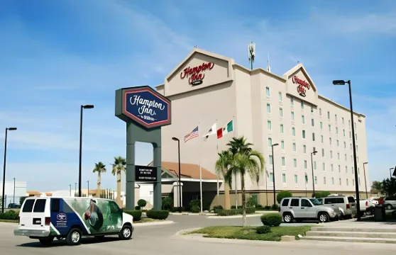 希爾頓歡朋酒店託雷翁機場畫廊