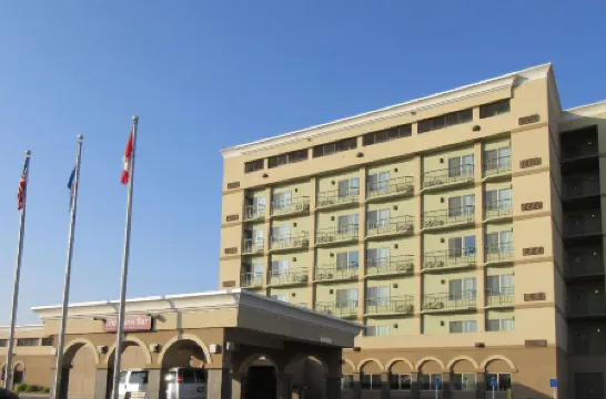 Clarion Hotel Convention Center