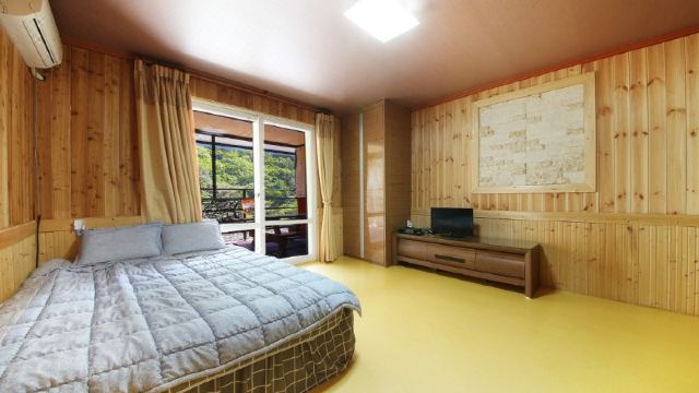 괴산 샛고랑펜션 전경 이미지