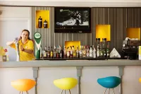 Hotel Mimosa Hotels near Albatross Water Sports