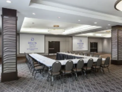 埃德蒙頓中心德爾塔套房酒店 埃德蒙頓酒店