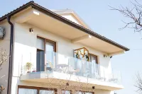 Apartments Aerodrom