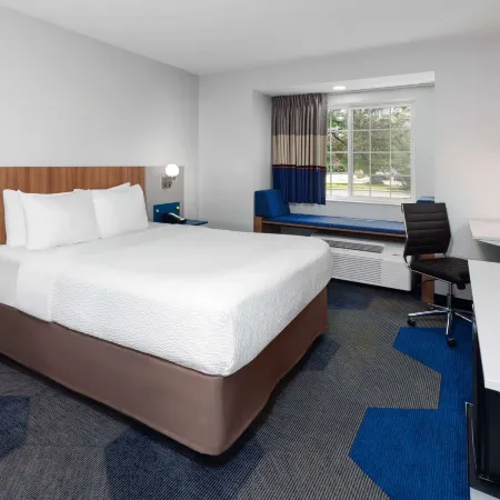Microtel Inn & Suites by Wyndham Janesville
