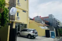 RedDoorz near Paragon Mall Semarang 2