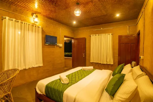 Food Forest Kanthalloor Các khách sạn ở Keezhanthoor